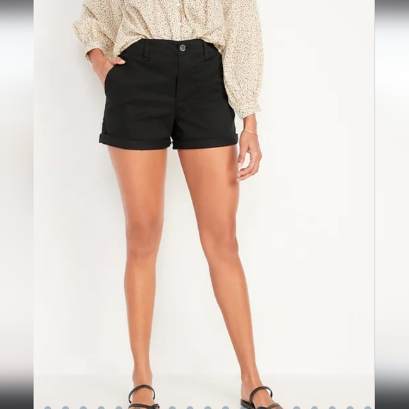 Old Navy ~ Black High-Waist Chino Shorts Size 4 - Picture 1 of 10